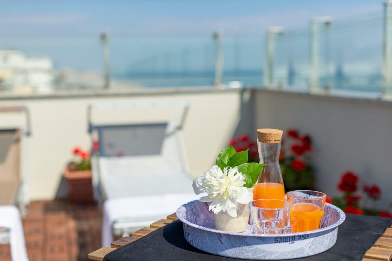 Little Hotel Riccione Zewnętrze zdjęcie